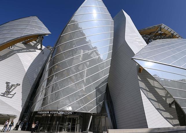 La Fundación Vuitton, un barco varado en París