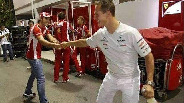 Ferrari anima a Bianchi con una foto de Schumacher