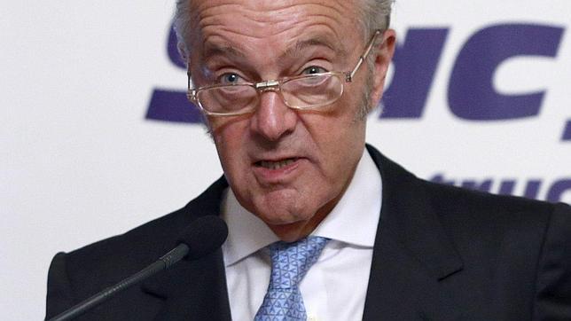 El presidente de ADIF: «No tiene sentido un AVE con el número actual de pasajeros»