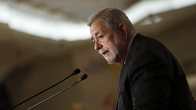 El Gobierno estudia ligar el salario de los funcionarios a la productividad