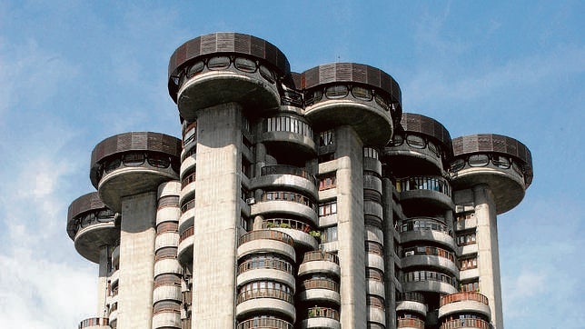 Edificio Torres Blancas