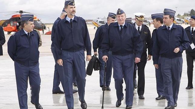 Felipe VI y Juan Carlos I coinciden por primera vez en un acto público