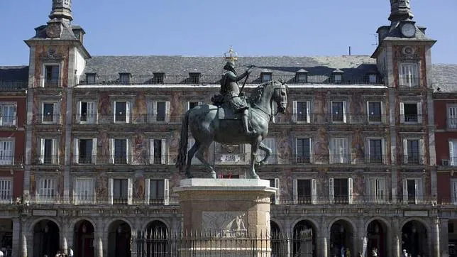 La estatua ecuestre del Rey Felipe III, en la Plaza Mayor de Madrid