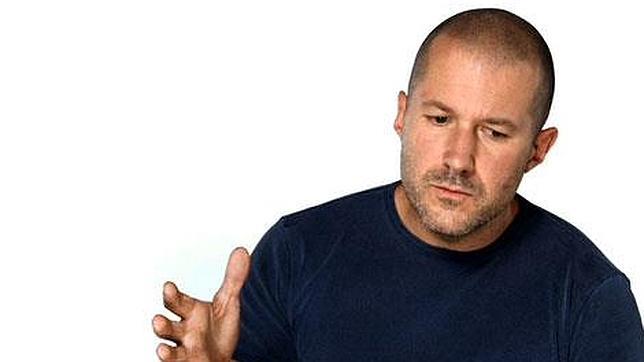 Jon Ive (Apple) acusa a Xiaomi de copiar sus «smartphones»