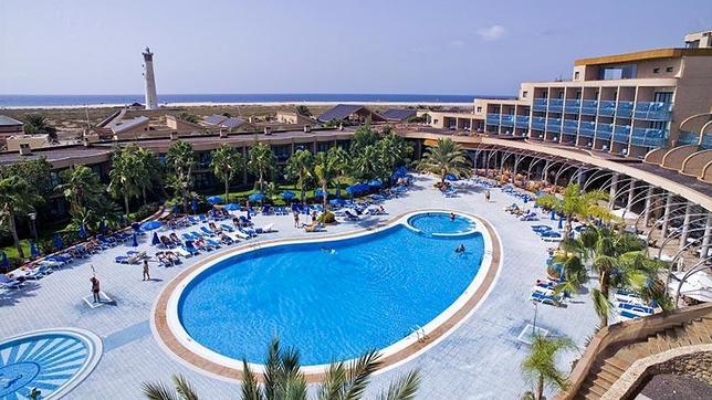 El faro de Morro Jable, vista inmejorable desde las habitaciones
