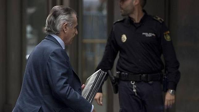 Barcoj niega ser el ideólogo de las tarjetas «B» de Caja Madrid