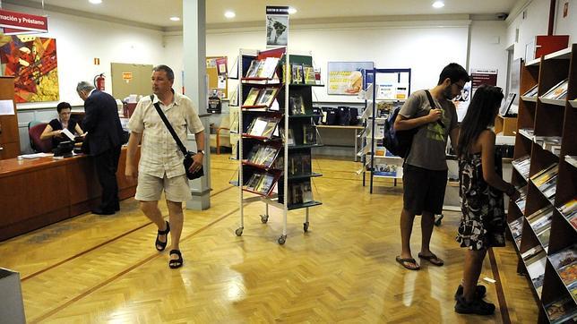 La Biblioteca regional, a la caza del lector joven