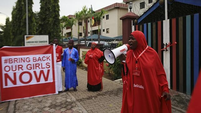 Nigeria espera que las niñas secuestradas por Boko Haram sean libres el martes