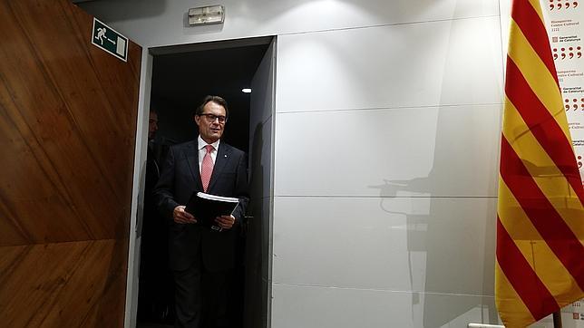 «El hombre que no sabe sonreír no debe abrir la tienda», dice un conocido refrán popular chino