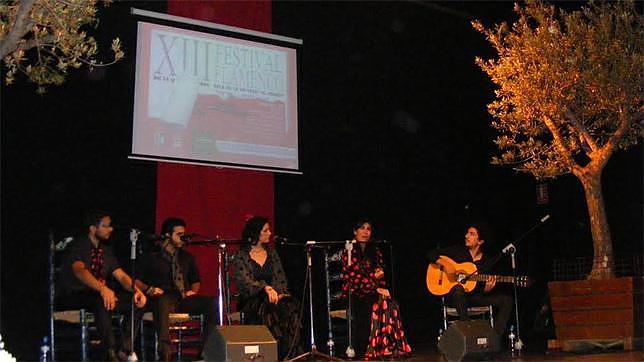 El flamenco vuelve a llenar Gines de música