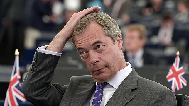 Los antieuropeos de Farage vuelven a formar grupo en el Europarlamento