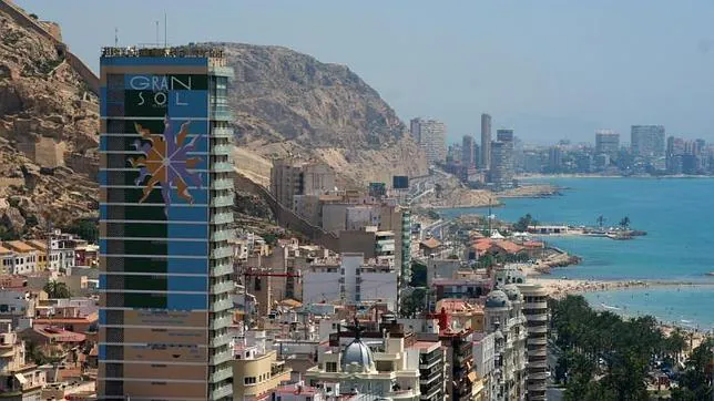 Image de uno de los hoteles más conocidos de la ciudad de Alicante, el Gran Sol