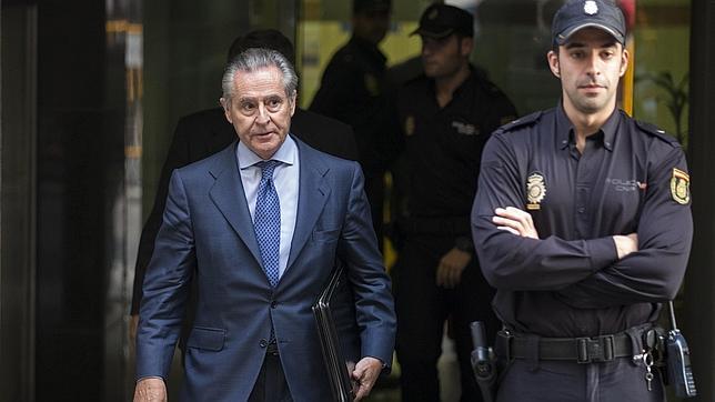 El juez inicia los trámites para embargar a Miguel Blesa