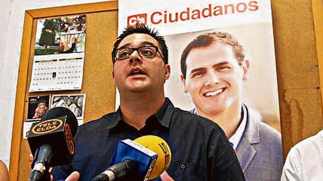 Las salidas de UPyD apuntan a un trasvase masivo a Ciudadanos