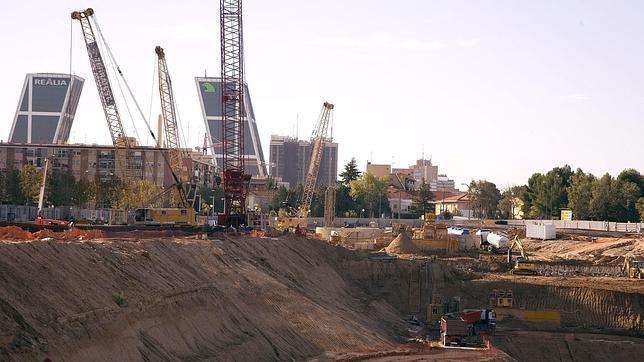 El Centro Internacional de Convenciones, cuando aún estaba en obras, en 2009