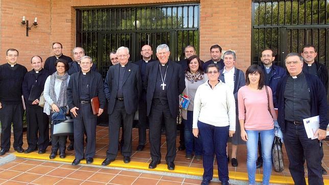 Reunión con el arzobispo de los once colegios diocesanos