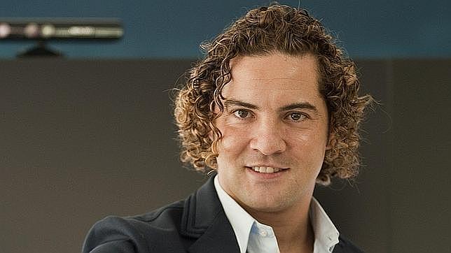 David Bisbal, «burbuja» para el anuncio de Freixenet de estas navidades