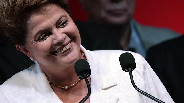 Dilma Rousseff: «Convocaré un plebiscito para la reforma política»