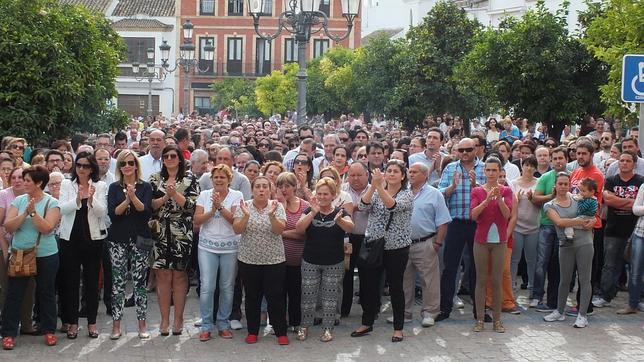 Más de mil vecinos protestan contra la inseguridad ciudadana