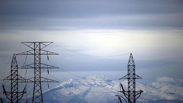 Aragón se opone a construir una «autopista eléctrica» con Francia a través del Pirineo