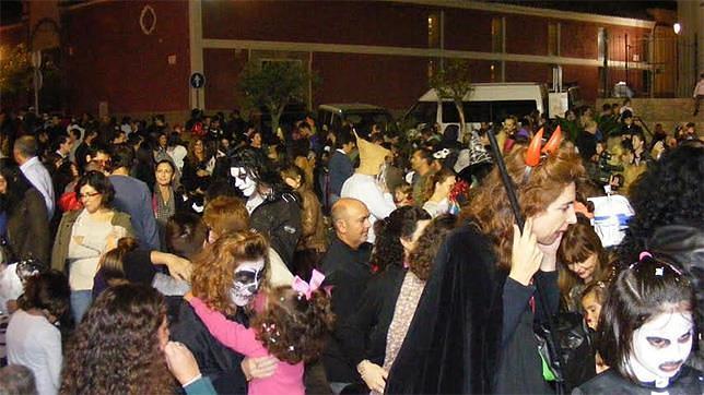 Gines tendrá un Halloween muy solidario