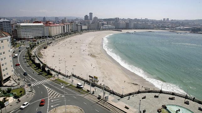 Luces nuevas para el paseo marítimo coruñés