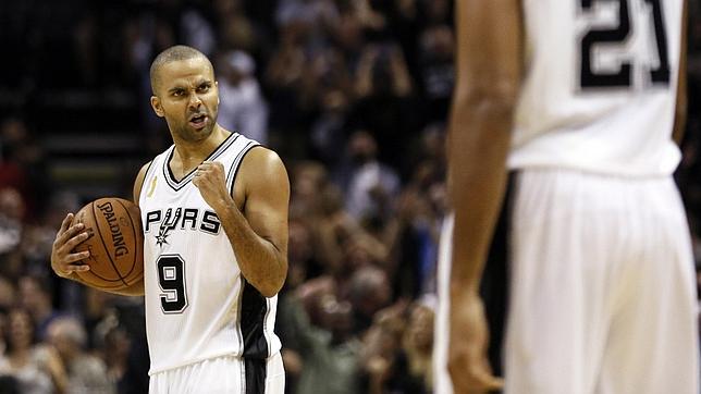 Los Spurs arrancan con victoria