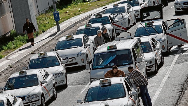 Las retenciones a los autónomos bajan al 19% en 2015 y al 18% en 2016