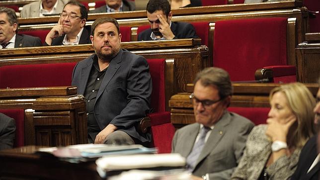 Junqueras pide a Mas que ignore la decisión del Tribunal Constitucional