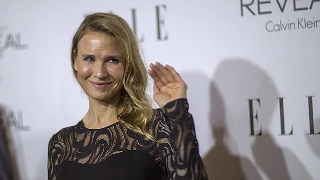 Renée Zellweger podría quedarse fuera de «Bridget Jones 3» por su irreconocible rostro