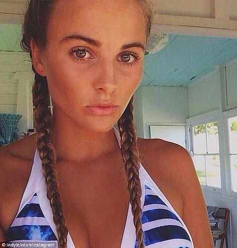La joven australiana que cobra 600 euros por hacerse un «selfie» y subirlo a Instagram