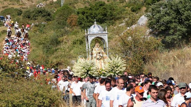 Al menos veinte imágenes estarán en la Magna Mariana