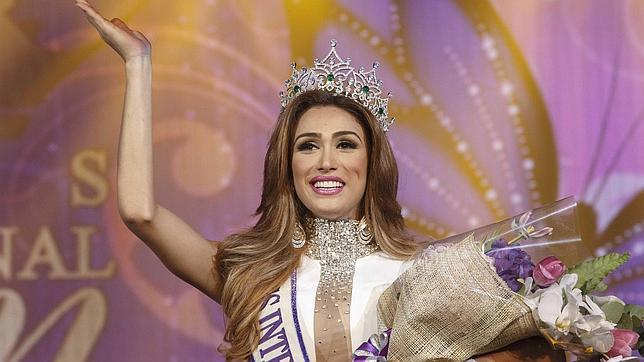 Una venezolana gana el concurso de belleza de transexuales de Tailandia