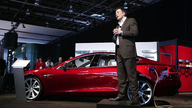 Musk presentado el Tesla Model S