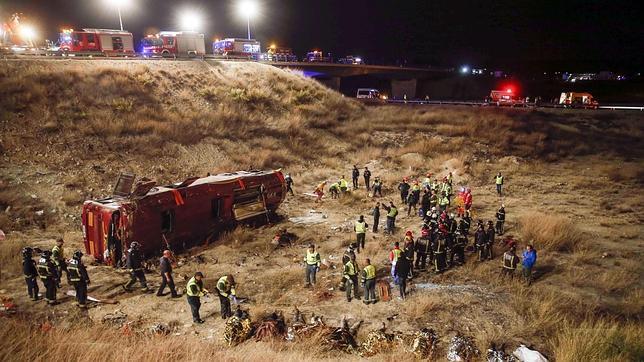 El número de heridos graves por el accidente en Murcia se reduce de once a ocho