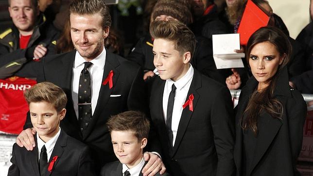 El hijo mayor de Beckham ficha por el Arsenal