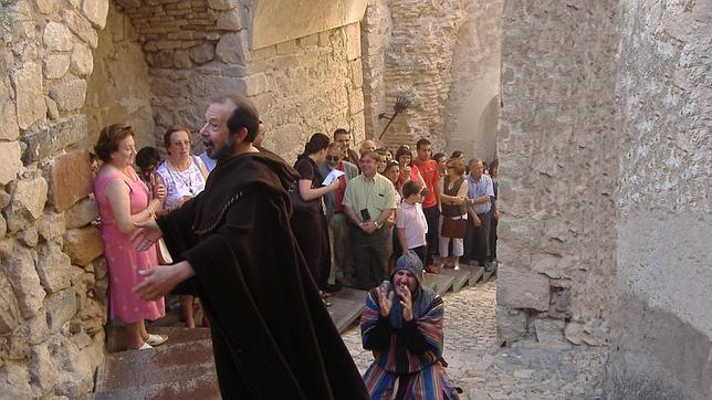 Consuegra pide un taller de empleo para restaurar el castillo