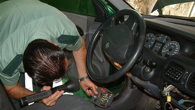 Vendían coches de segunda mano de alta gama con los cuentakilómetros trucados