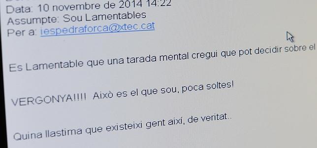 La directora del colegio que no abrió el 9-N: «No cedí porque no quiero que me utilicen»