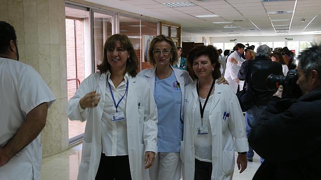 Parte del equipo médico que ha atendido a Teresa Romero