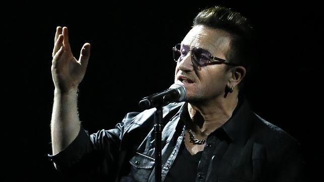 El avión privado de Bono, cantante de U2, pierde una puerta en pleno vuelo