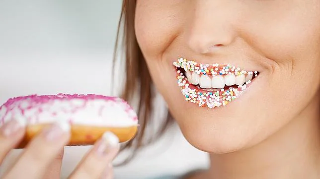 El azúcar es un enemigo para la  diabetes y para nuestros dientes