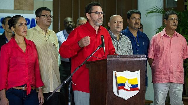 Las FARC reconocen que el general Alzate está en su poder