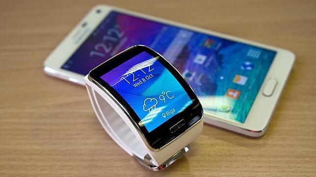 Probamos el Gear S, el smartwatch de Samsung con tarjeta SIM