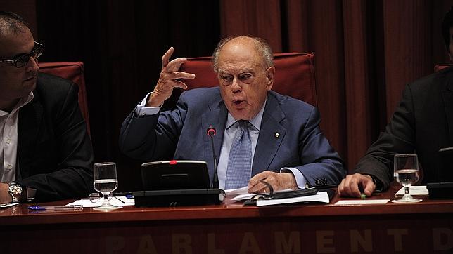 CiU y ERC convierten la «comisión Pujol» en un espectáculo