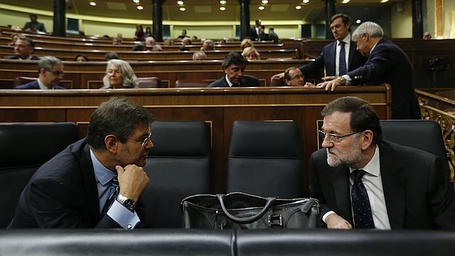 Catalá aclara la posición del Gobierno sobre la detención de exministros de Franco