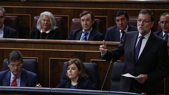 Rajoy pide a Sánchez más seriedad y menos «eslóganes»