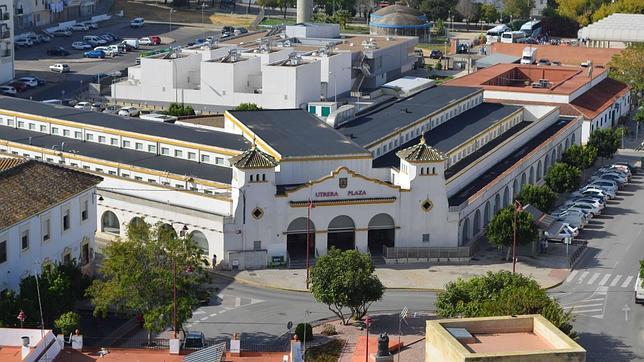 Reclaman el «rescate» de la Plaza de Abastos de Utrera