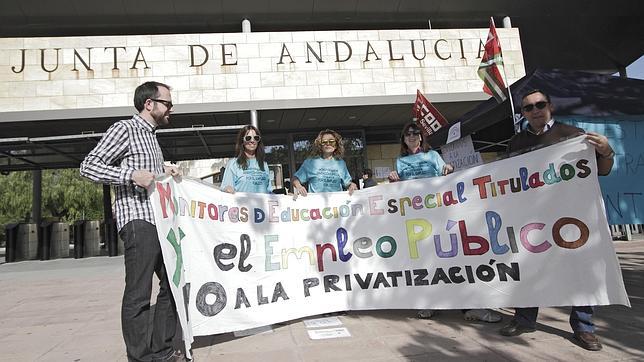 Los sindicatos se movilizan hoy contra los recortes en la concertada