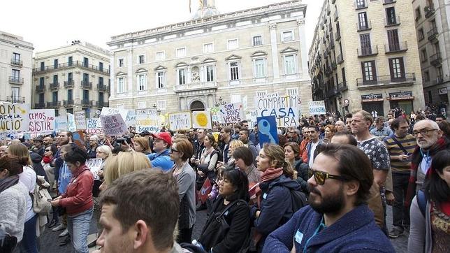 Dueños de los polémicos pisos turísticos aseguran aportar 128 millones a Barcelona